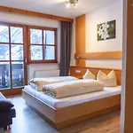Sonnenhof - & Szálloda 3*