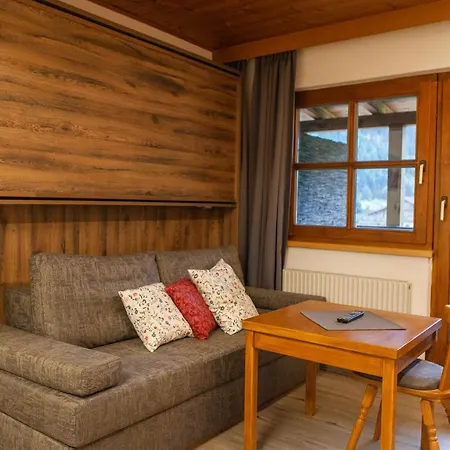 Sonnenhof - & Hotell 3*