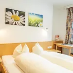 Hotel Sonnenhof - &